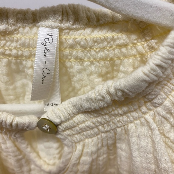 Rylee + Cru Ivory Guingy Blouse - Picture 4 of 5